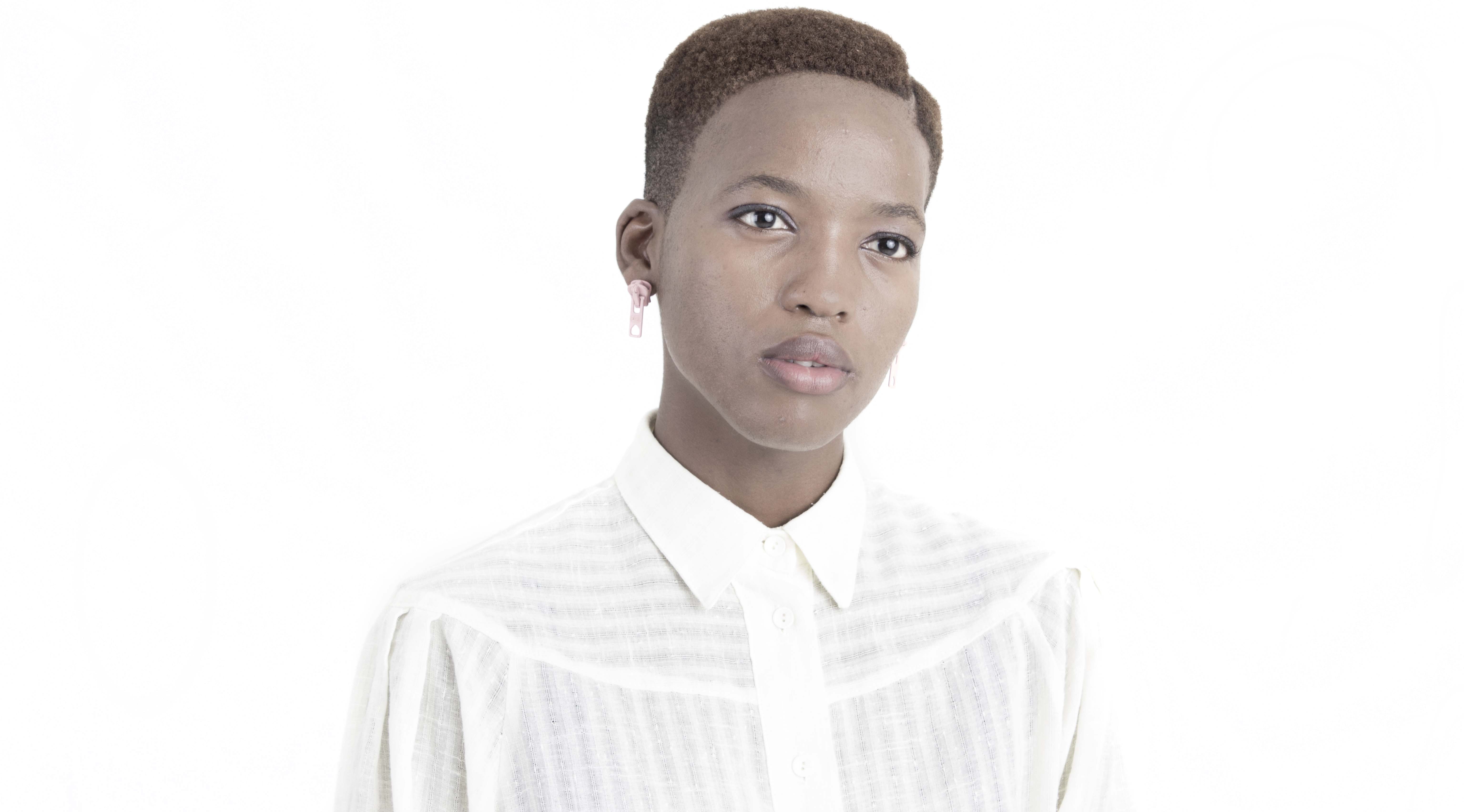 Andile 21348 small